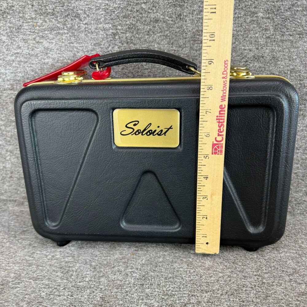 ✅Selmer Bb Clarinet Soloist 300  Case & Accessories Serial P0193283 CLSOL300R - Picture 14 of 14